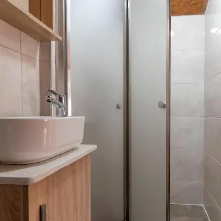 Villa Luxurious With Pool And Great Garden Yelki