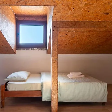 Luxurious With Pool And Great Garden Yelki