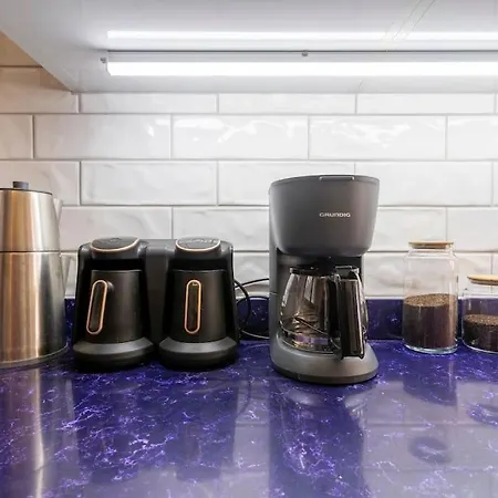 Luxurious With Pool And Great Garden * Yelki