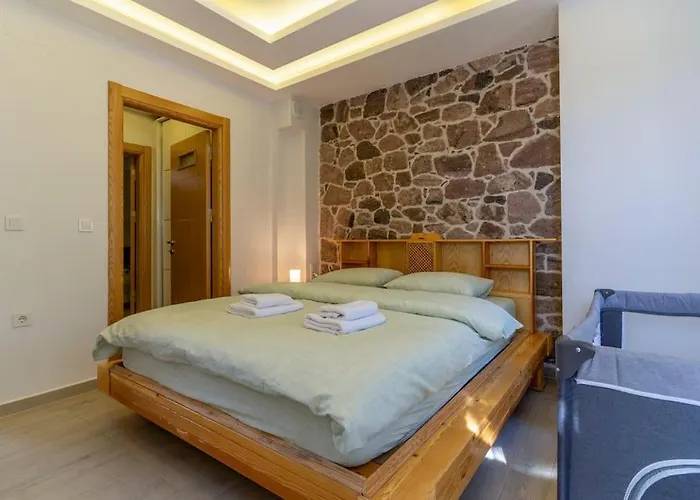 Luxurious With Pool And Great Garden Vila *