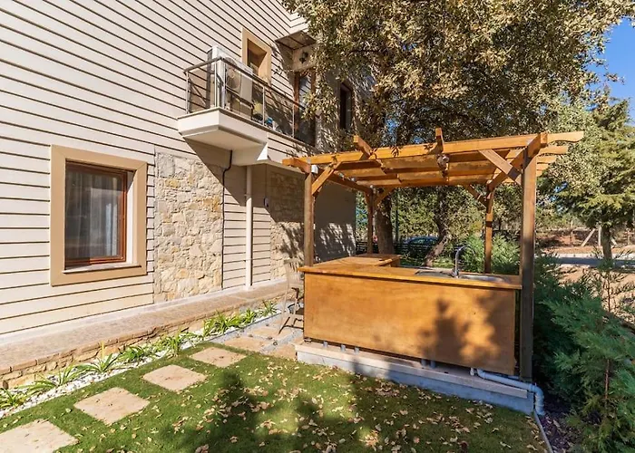 Vila Luxurious With Pool And Great Garden *